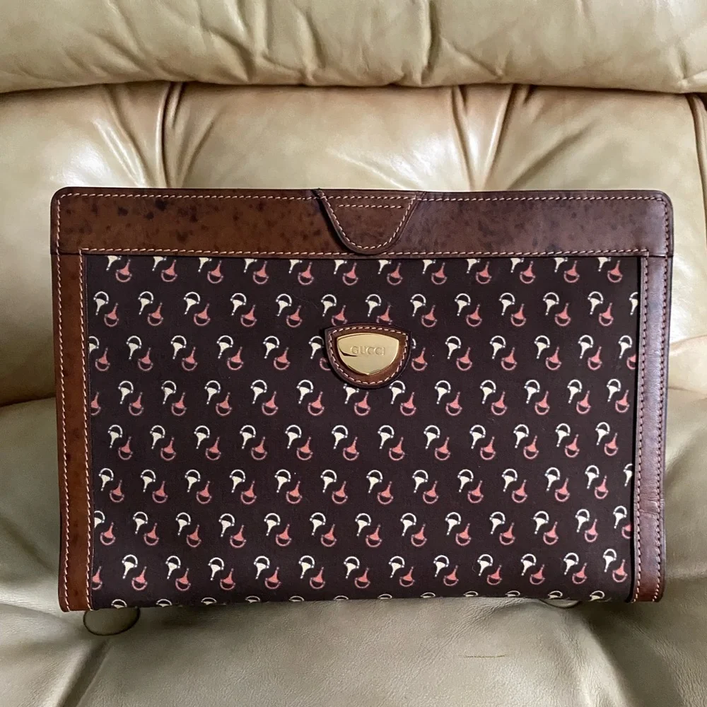 Vintage Gucci LKNW Oversized Clutch Toiletry Bag Horsebit Logo Fabric/Leather